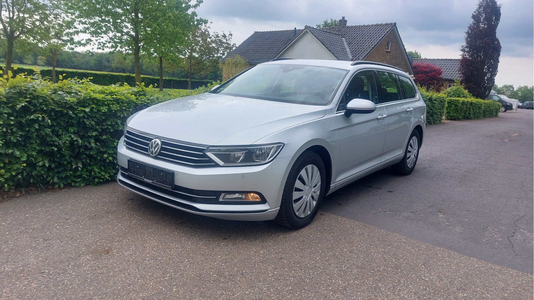 Volkswagen Passat Variant - 2.0 CLIMA/NAVI/DSG BJ 2018 - AutoWereld.nl