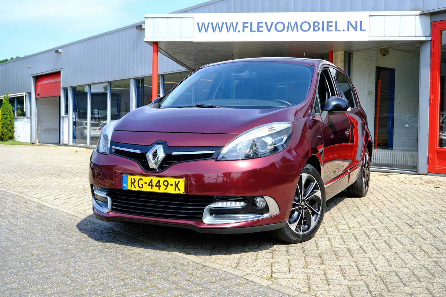 Renault Scénic - 1.5 dCi Bose Navi|Clima|Cam|Half Leder - AutoWereld.nl