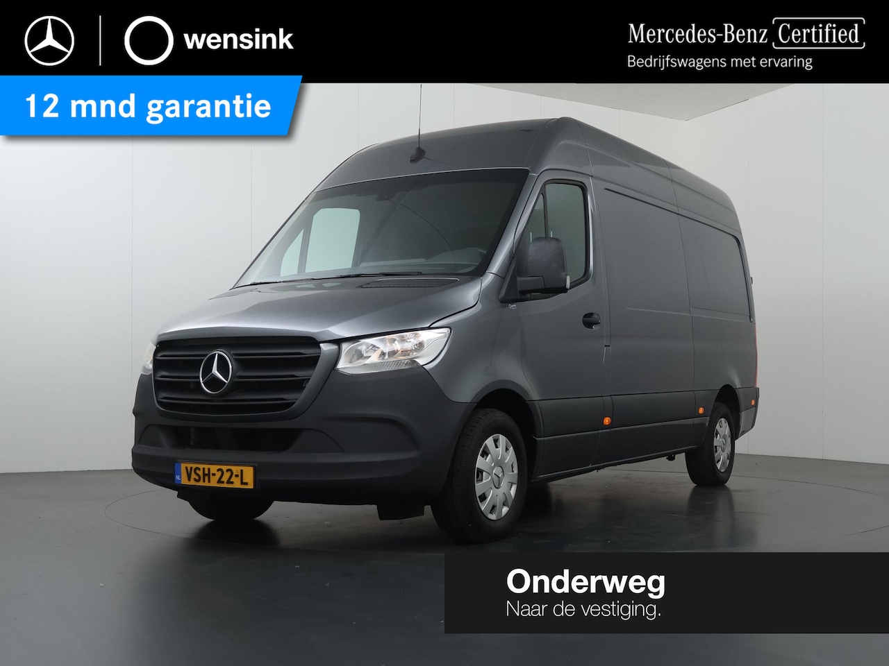 Mercedes-Benz Sprinter - 317 CDI | Aut. | L2 H2 | RWD | Trekhaak | Parkeercamera | Navigatie | Betimmering | Cruise - AutoWereld.nl