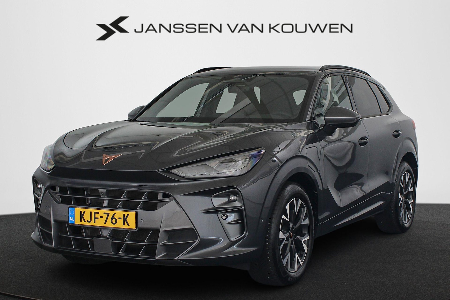 CUPRA Terramar - 1.5 TSI e-Hybrid Business Memory Alcantara Apple CarPlay Stoel-Stuurverwarming - AutoWereld.nl