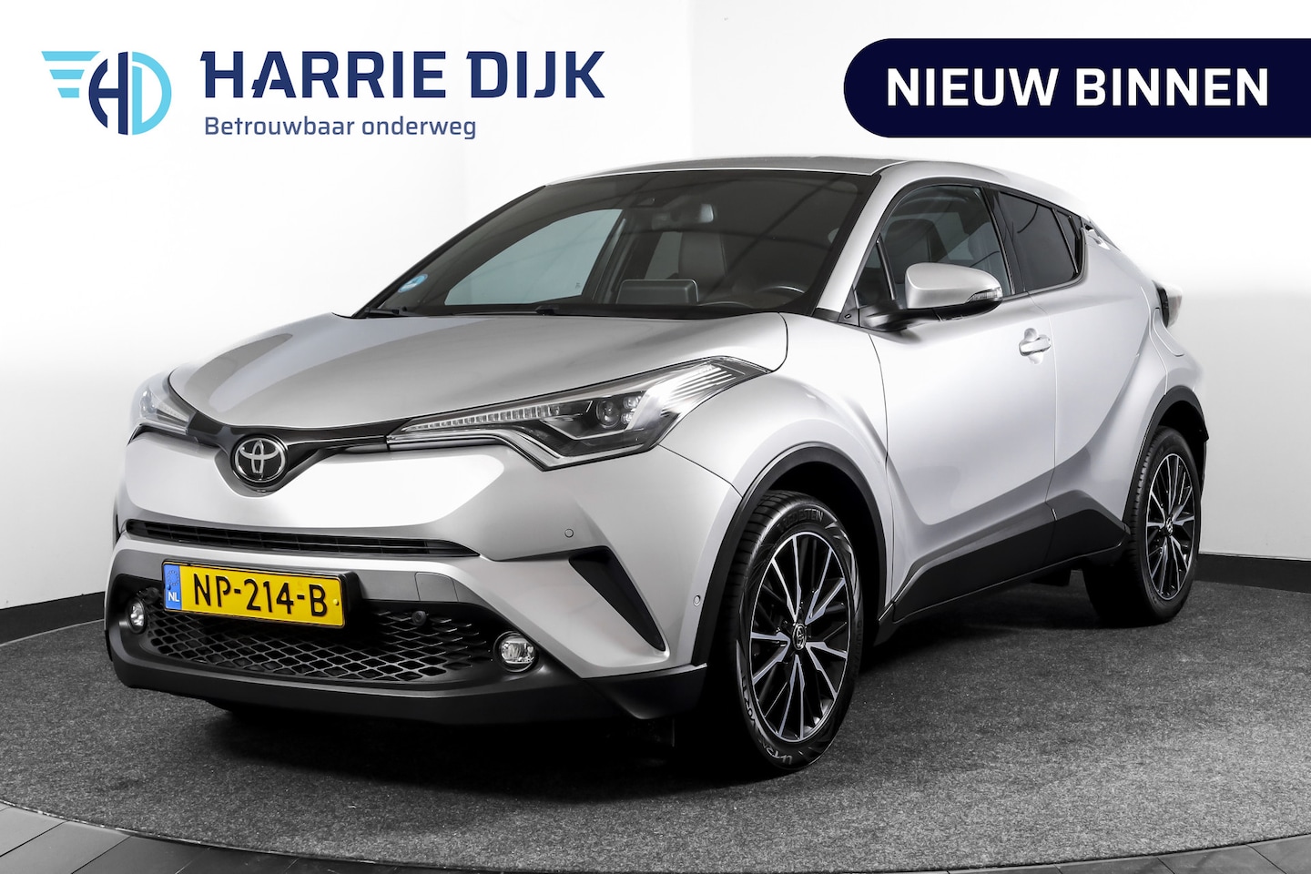Toyota C-HR - 1.2 116 PK Premium Orig. NL | Adapt. Cruise | Stoel-+Stuurverw. | Afn. Trekhaak | PDC | Ca - AutoWereld.nl