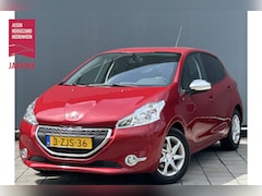 Peugeot 208 - BWJ 2015 | 1.2PT Style | AIRCO | NAVI | DONKER GLAS | LICHTMETAAL | CRUISE |