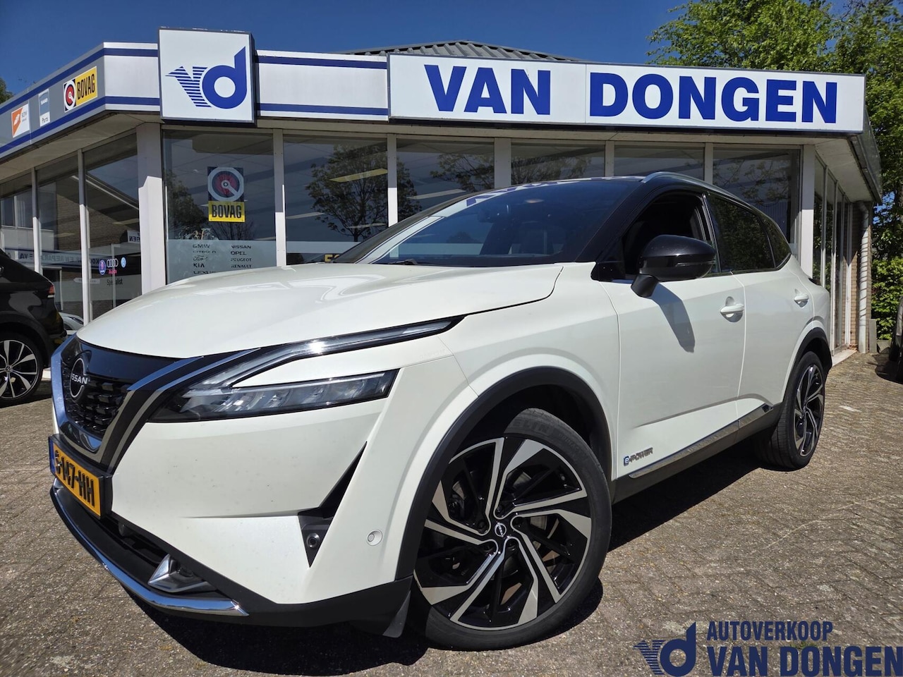 Nissan Qashqai - 1.5 e-Power Tekna Plus | Full Option / Trekhaak | 1e Eigenaar / Dealer onderh. - AutoWereld.nl