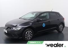 Volkswagen Polo - 1.0 TSI 95pk Life Edition | Adaptive cruise control | Parkeersensoren | Achteruitrijcamera