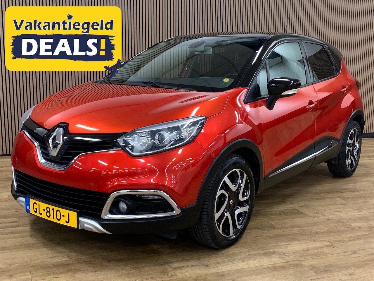 Renault Captur - 1.2 TCe Helly Hansen|Automaat|36000KM|Navigatie| - AutoWereld.nl