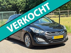 Hyundai i30 - 1.6 GDI Go Plus /Xenon/Navi/Camera/