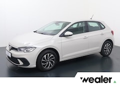Volkswagen Polo - 1.0 TSI Life | 95 PK | Adaptive cruise control | Parkeersensoren | Apple Carplay/Android A