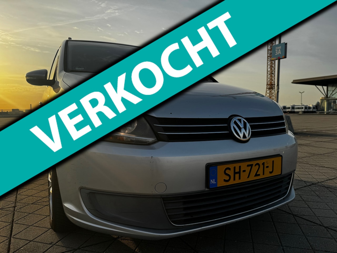 Volkswagen Touran - 1.4 TSI Trendline 7p. CRUISE CLIMA PDC - AutoWereld.nl