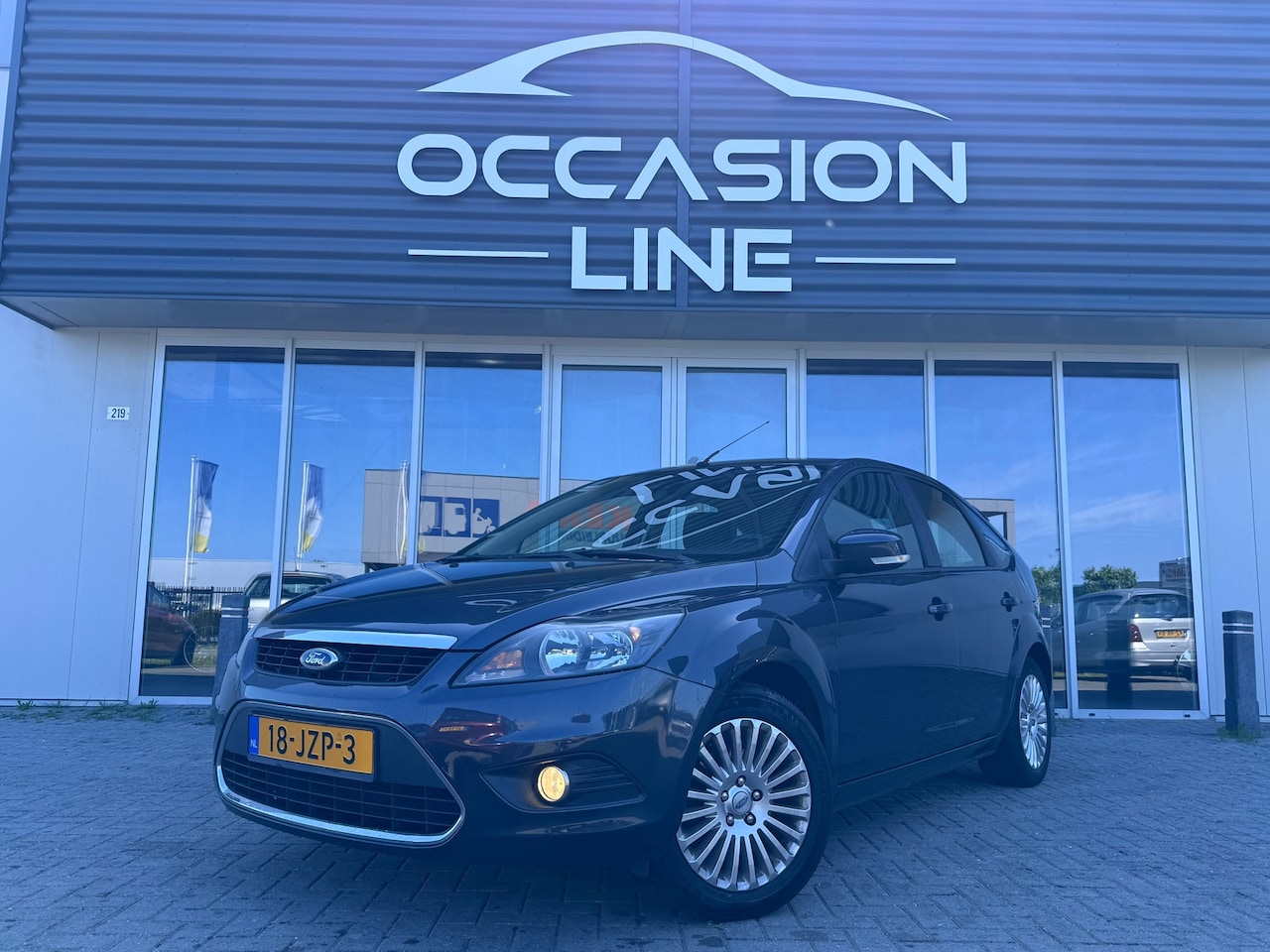 Ford Focus - 1.8 Limited | Trekhaak | Cruise | Airco | Navi - AutoWereld.nl
