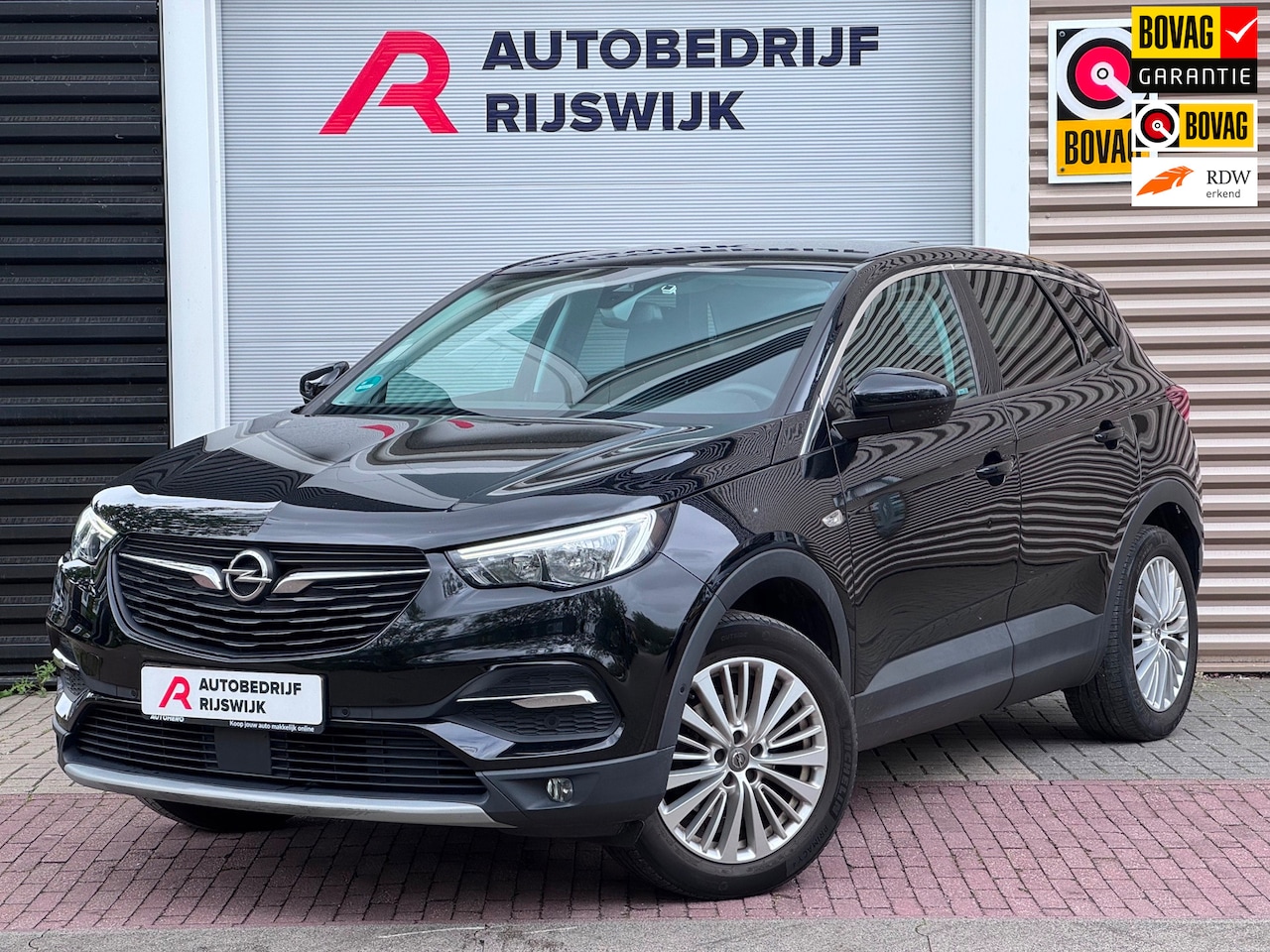 Opel Grandland X - 1.2 Turbo Innovation AppleCarPlay - AutoWereld.nl