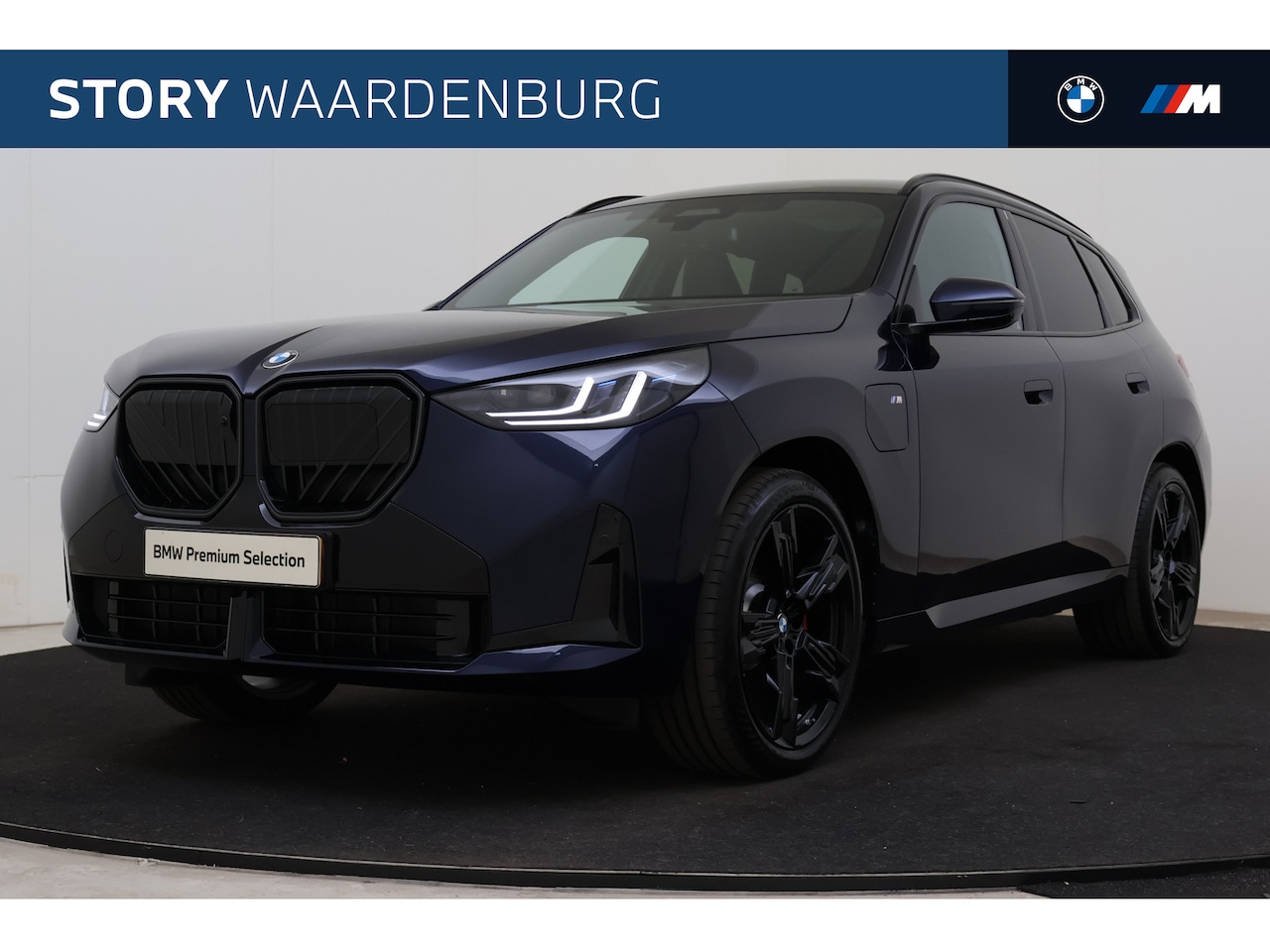 BMW X3 - 30e xDrive M Sport Automaat / Trekhaak / Panoramadak / Sportstoelen / Comfort Access / Sto - AutoWereld.nl