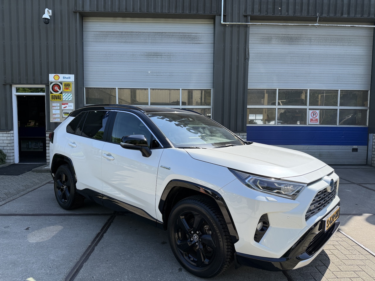 Toyota RAV4 - 2.5 Hybrid Bi-Tone 2.5 Hybrid Bi-Tone - AutoWereld.nl