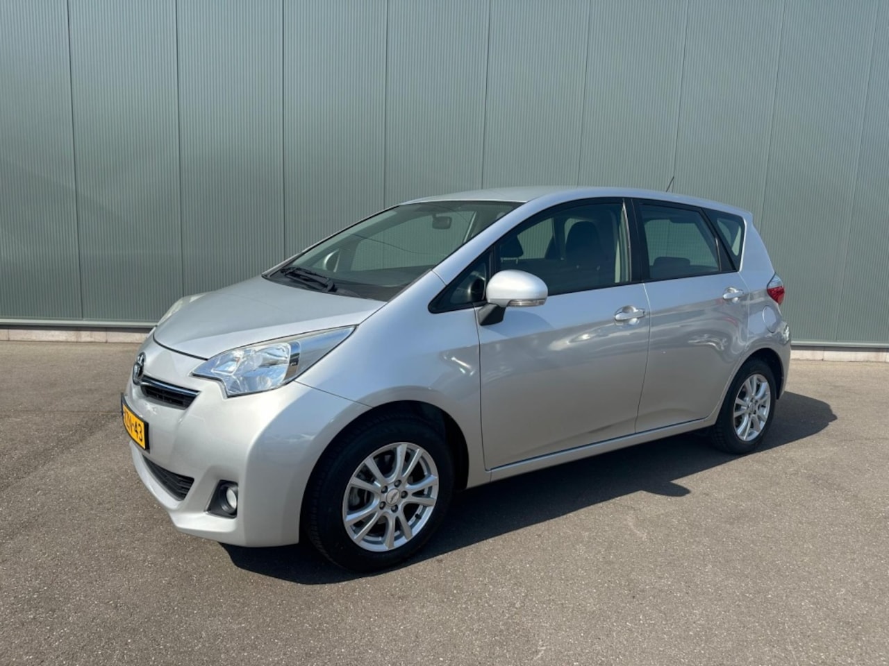 Toyota Verso S - 1.3 VVT-i Aspiration CAMERA | AIRCO | NAP ! - AutoWereld.nl