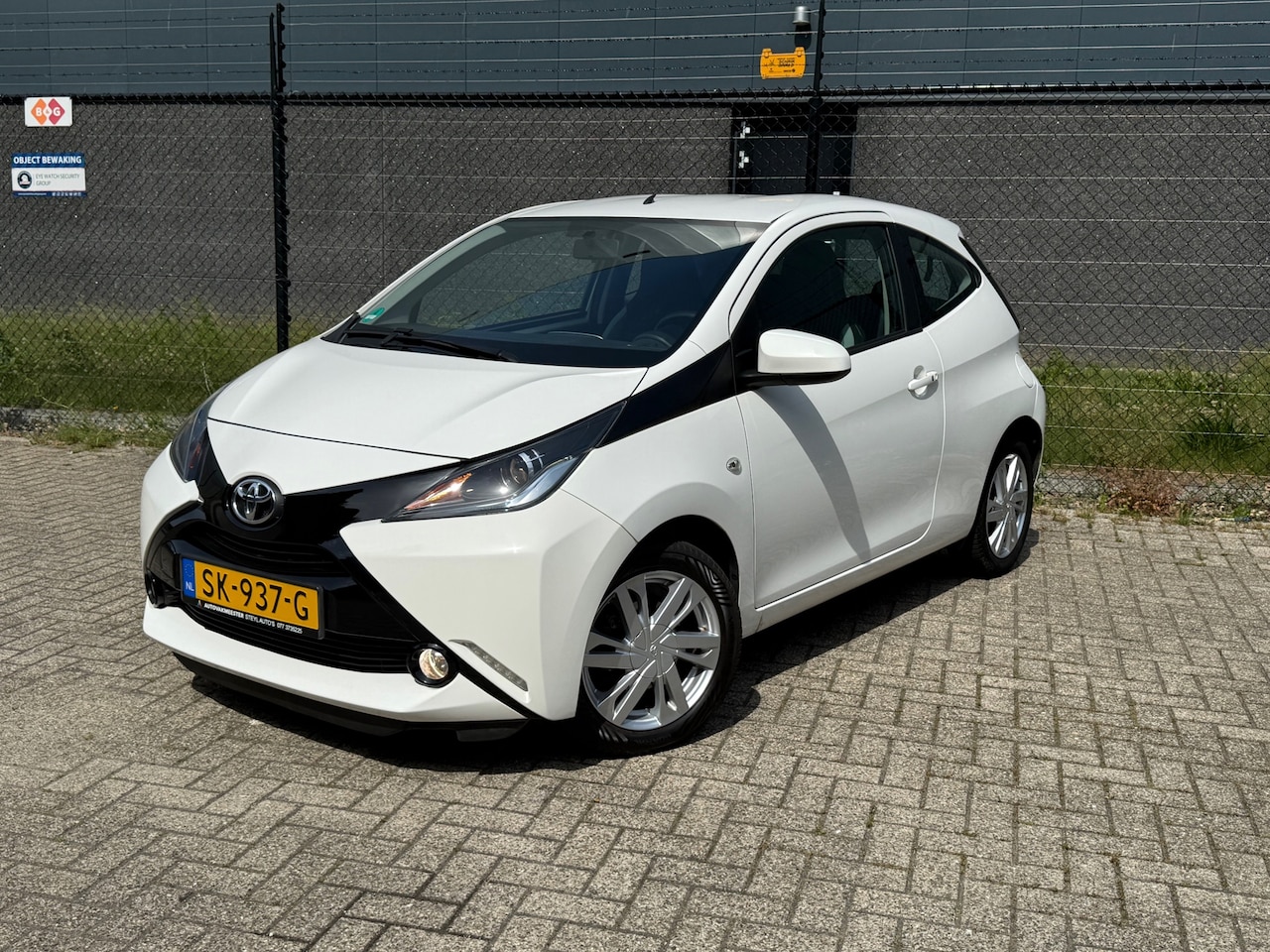 Toyota Aygo - 1.0 VVT-i X-play |Automaat| |Airco| |Camera| - AutoWereld.nl