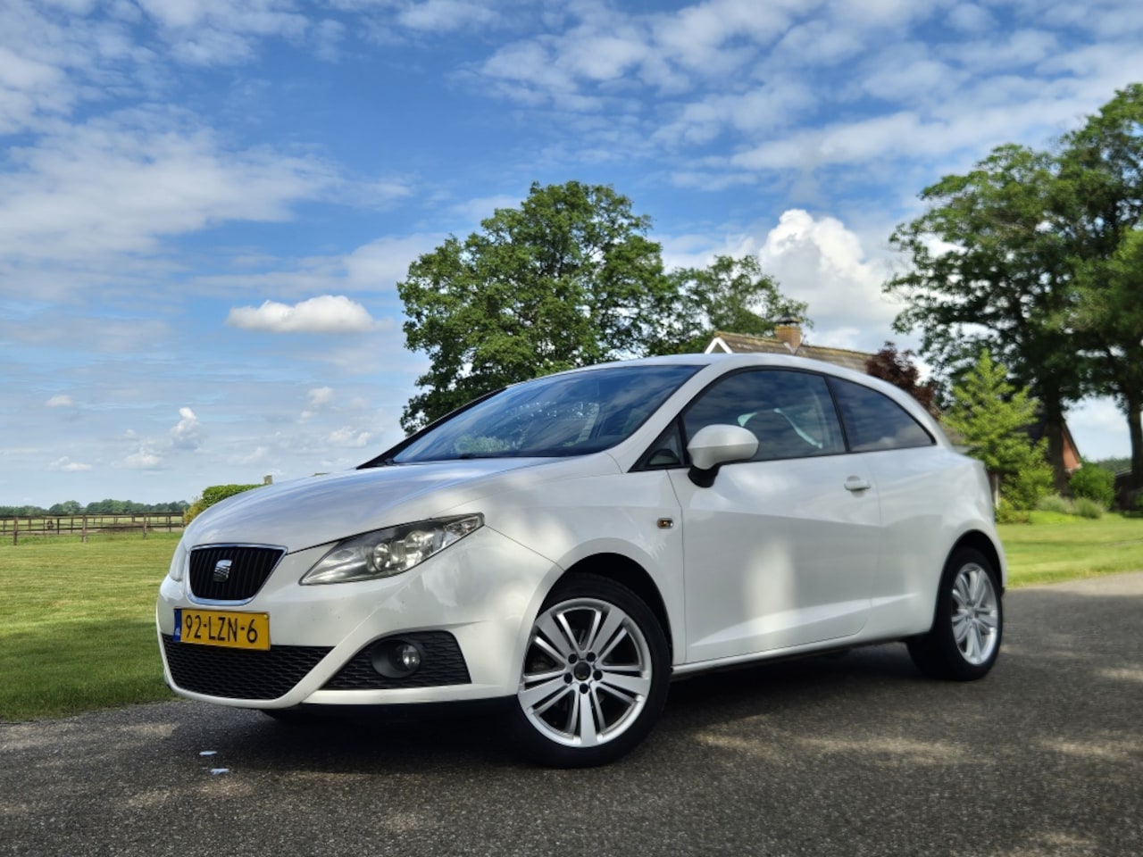SEAT Ibiza SC - 1.4 Good Stuff 1.4 Good Stuff - AutoWereld.nl