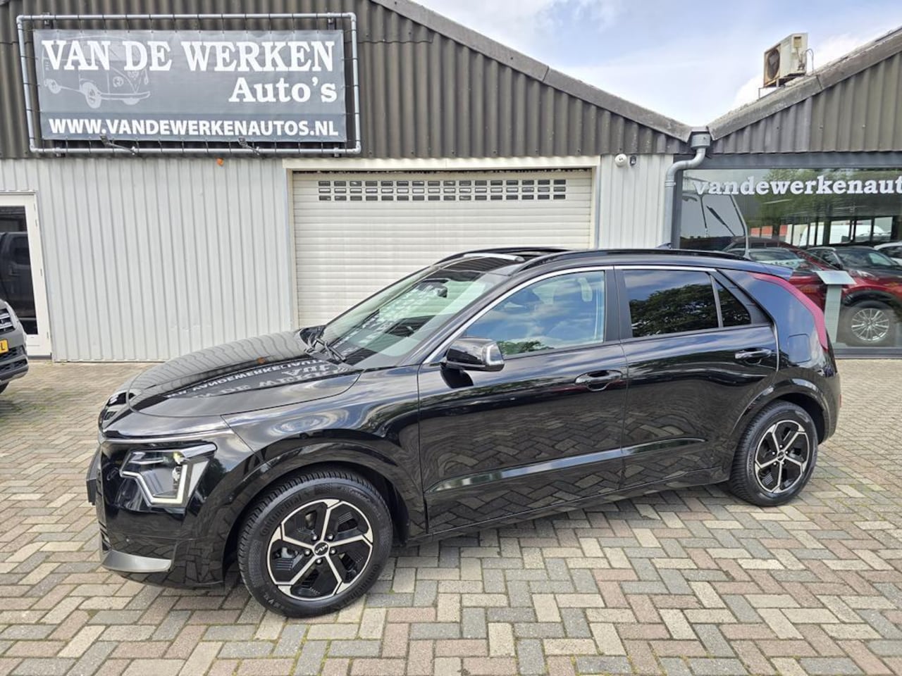 Kia Niro - 1.6 GDi Hybrid DynamicPlusLine AUTOMAAT Clima|Leer|Open dak|LED|Nap!!! - AutoWereld.nl