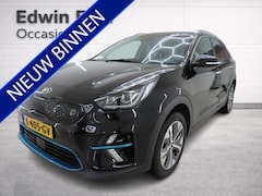 Kia e-Niro - DynamicPlusLine 64 kWh | SOH 100% | 3 Fase laden | Schuif/kanteldak | Half Leder | Andriod