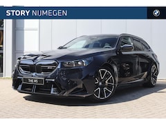 BMW 5-serie Touring - M5 Automaat / M Drive Professional / Panoramadak / Trekhaak / M Carbon-keramische remmen /