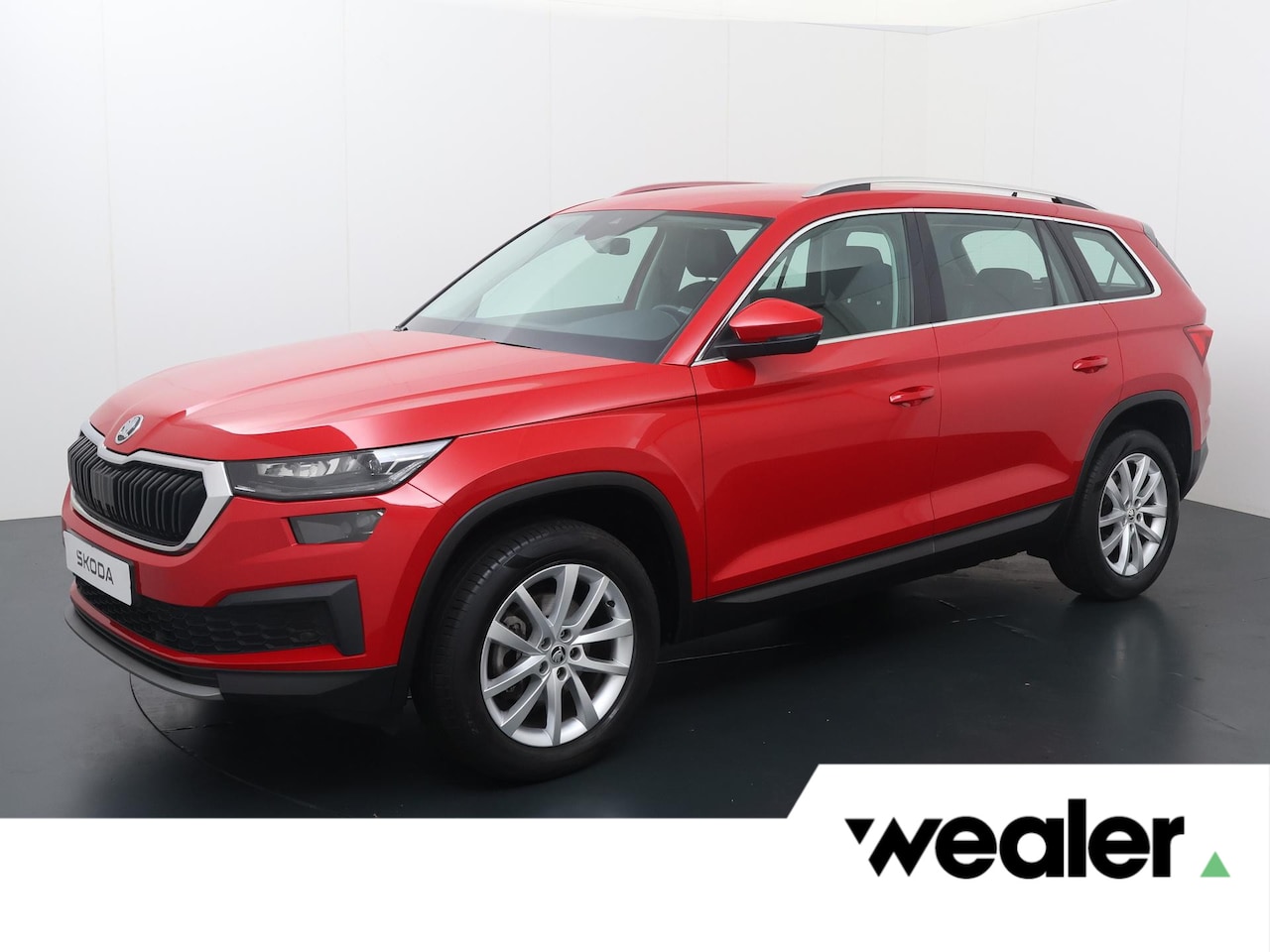 Skoda Kodiaq - 1.5 TSI Business Edition 7p. | Trekhaak | Cruise control | Achteruitrijcamera | Apple Carp - AutoWereld.nl