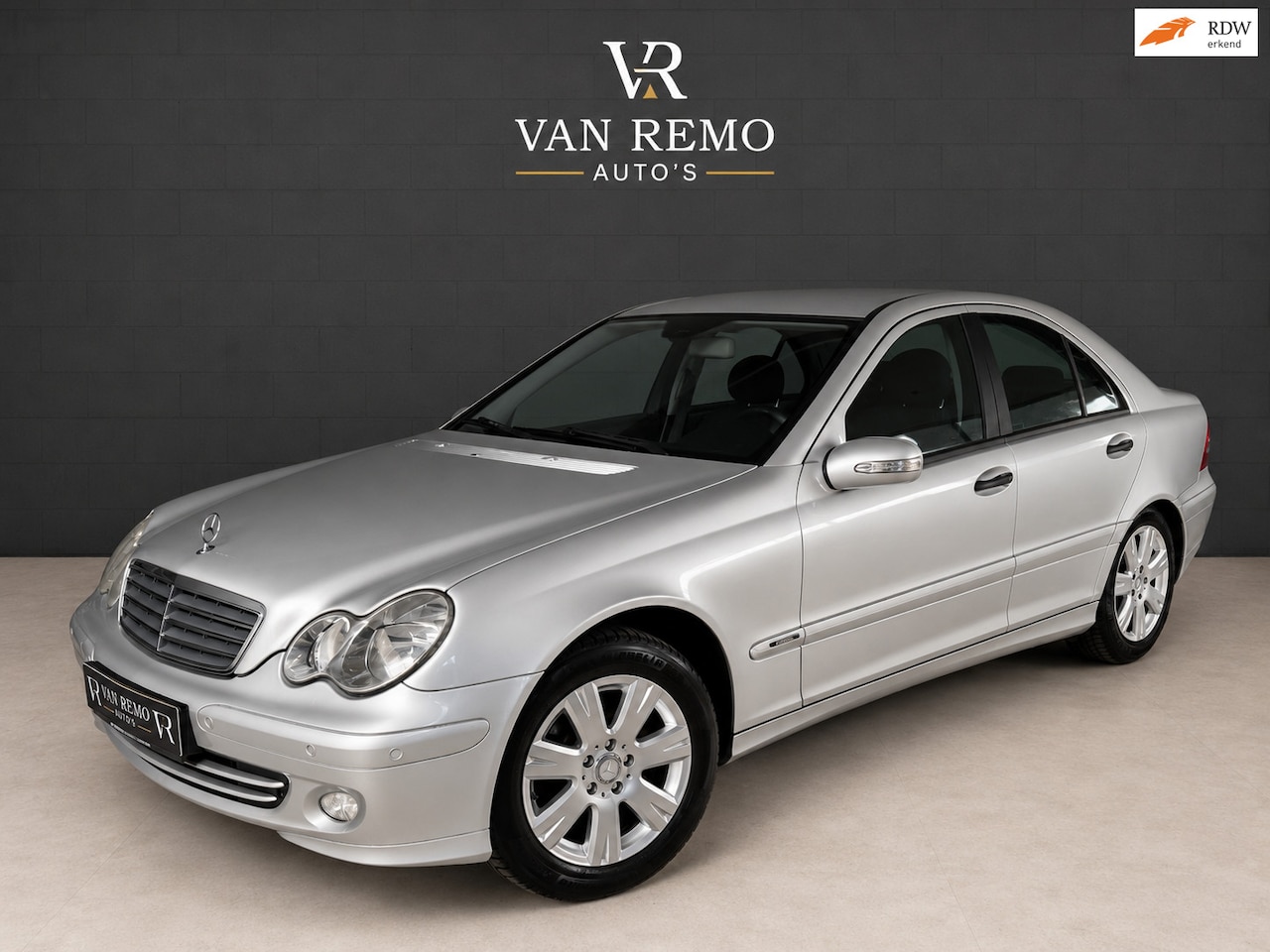 Mercedes-Benz C-klasse - 200 K. Airco|Cruise|Pdc|Goed onderhouden! - AutoWereld.nl