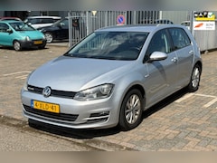 Volkswagen Golf - 1.6 TDI Comfortline BlueMotion 1e Eignr | Dealer onderhouden | Parkeersens. | Navi | Clima