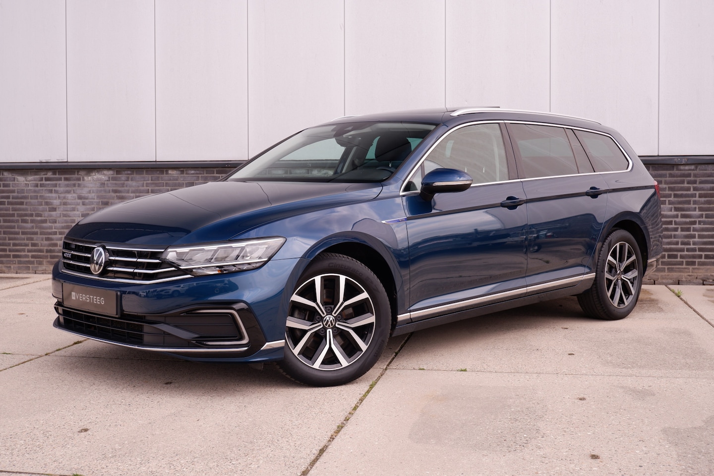 Volkswagen Passat Variant - 1.4 TSI PHEV GTE Business | Pano | Elek. Trekhaak | Camera | Carplay | Navi | LED - AutoWereld.nl