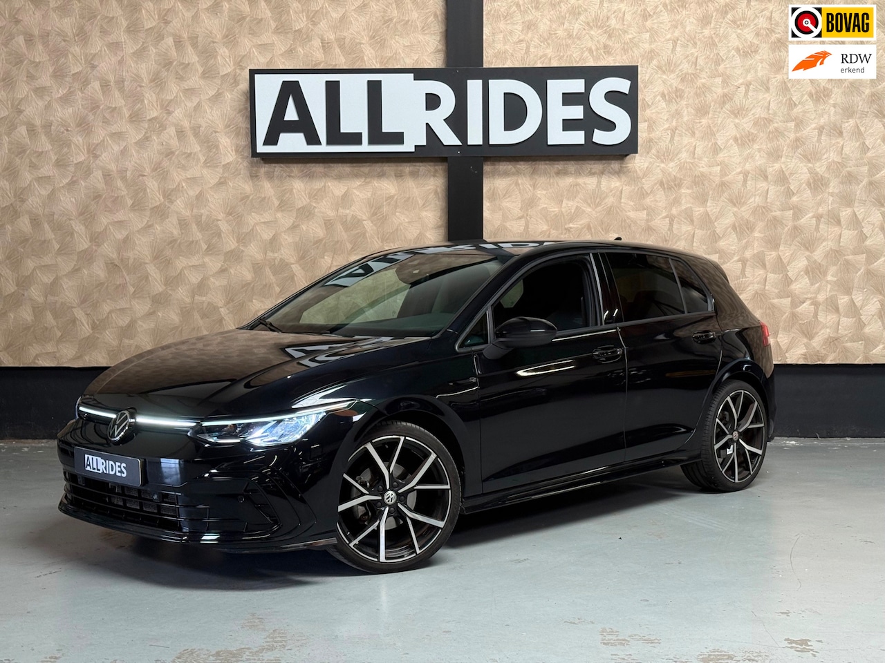Volkswagen Golf - 1.5 eTSI R-Line | Camera | Sfeerverlichting | Carplay - AutoWereld.nl