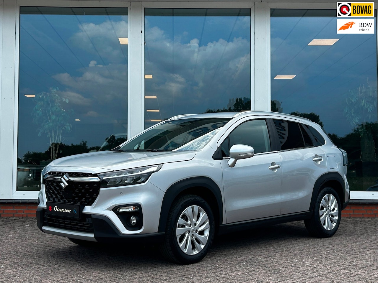 Suzuki S-Cross - 1.4 Boosterjet Select Hybrid AUT. - Navi - Camera - PDC - LM - Carplay - AutoWereld.nl