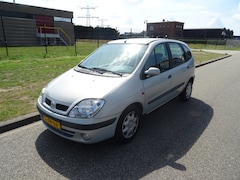 Renault Scénic - 1.6-16V RXE