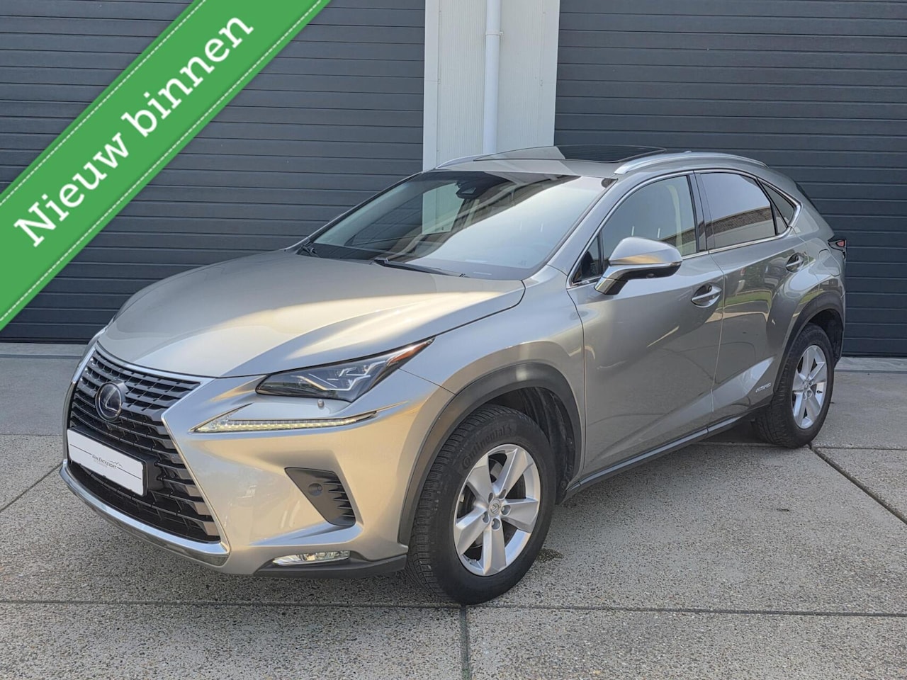 Lexus NX - 300h AWD President Line 2019 facelift - AutoWereld.nl