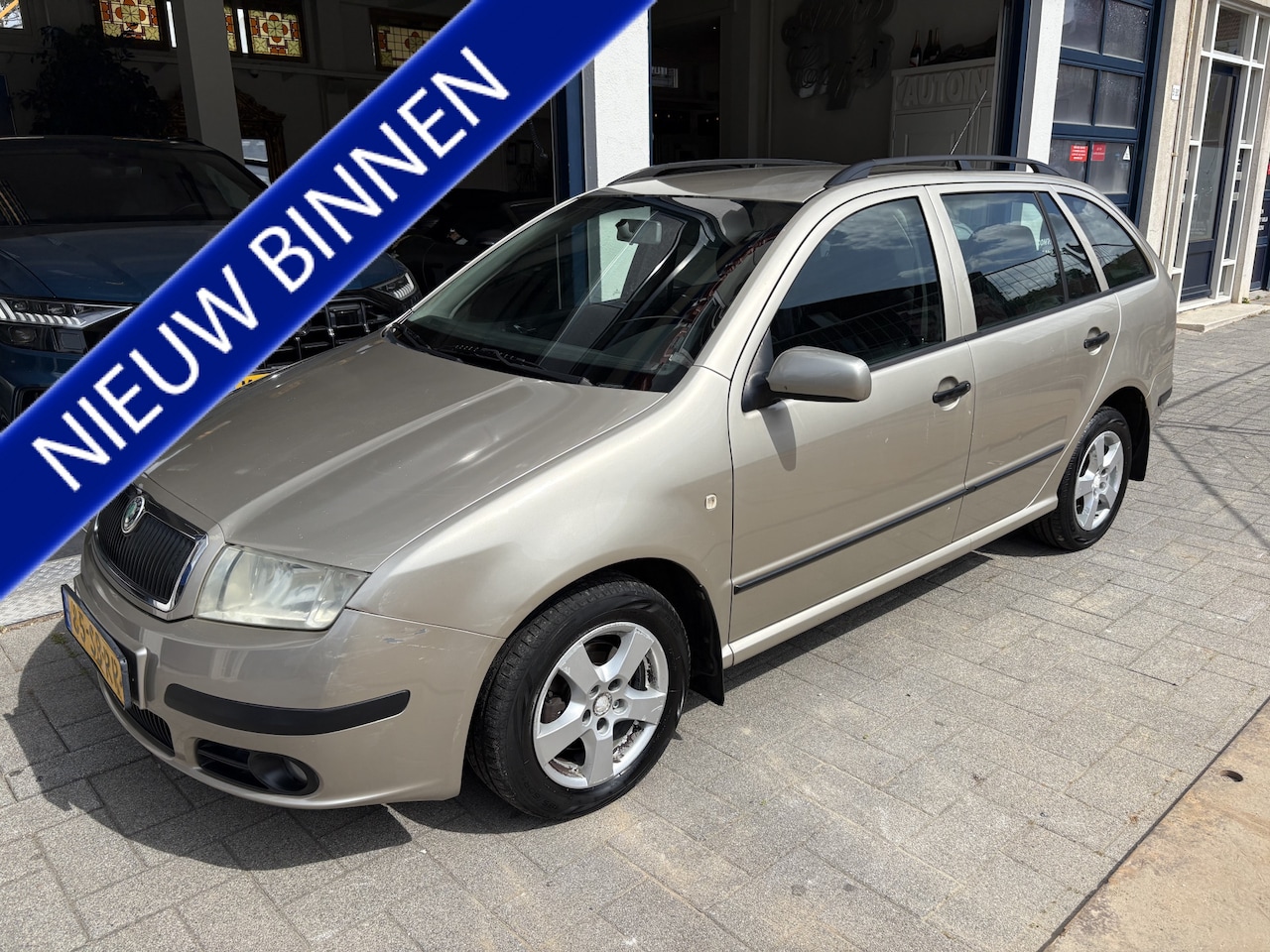 Skoda Fabia Combi - 1.4-16V Elegance NW APK/AUTOMAAT/NL AUTO - AutoWereld.nl
