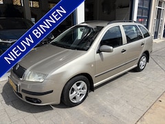 Skoda Fabia Combi - 1.4-16V Elegance NW APK/AUTOMAAT/NL AUTO