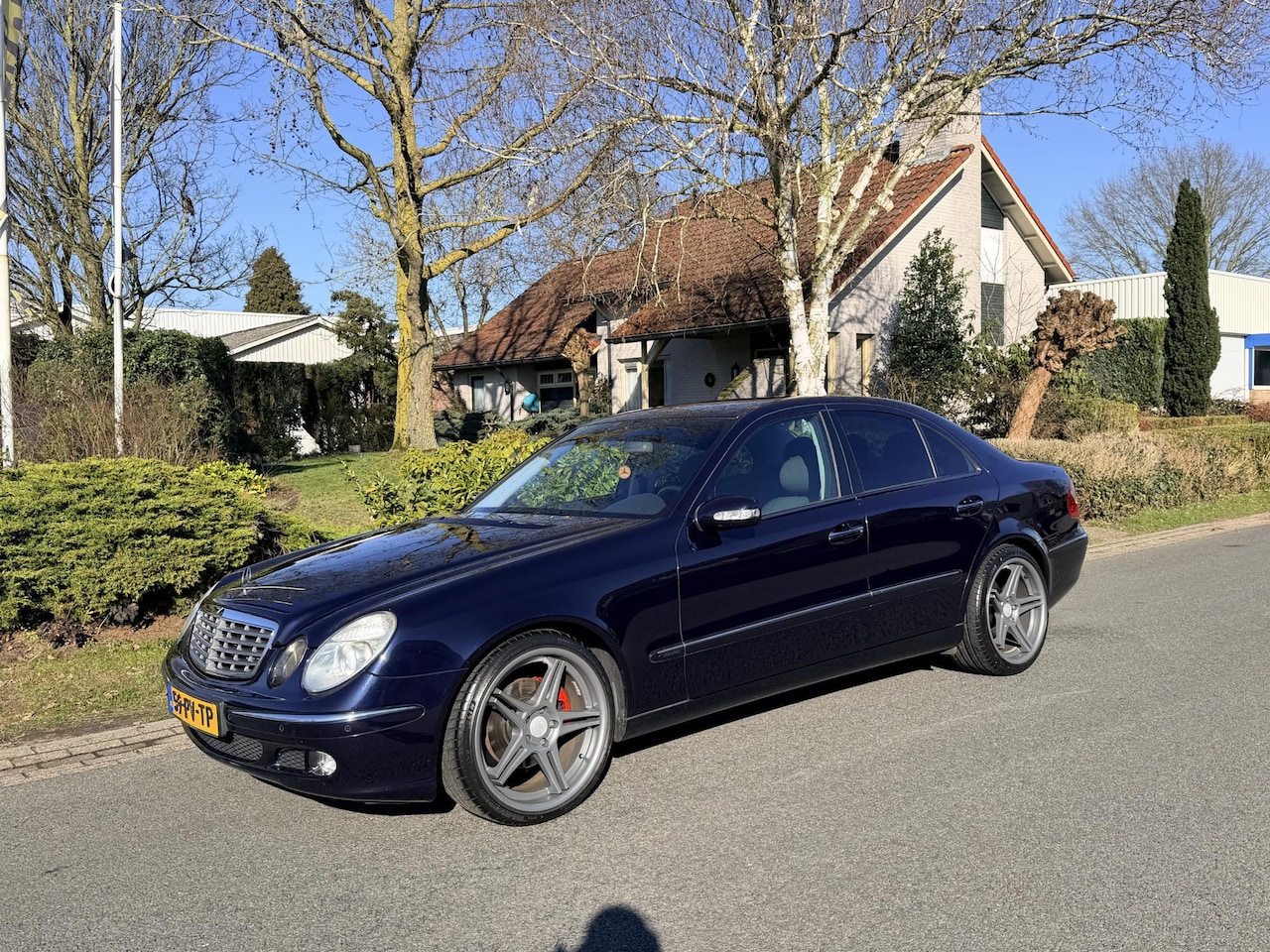 Mercedes-Benz E-klasse - 240 V6 177PK AUT Elegance•Camera•Xenon - AutoWereld.nl