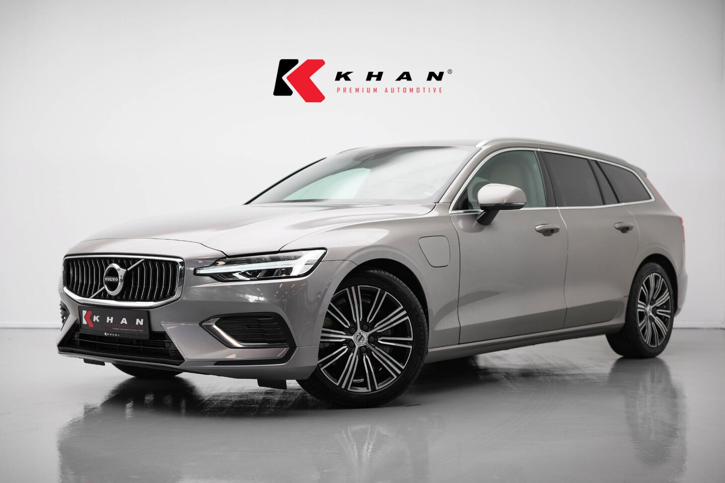 Volvo V60 - 2.0 T6 Recharge AWD Inscription |Memory|Adaptive|Dealer.onderhoud|Carplay| - AutoWereld.nl