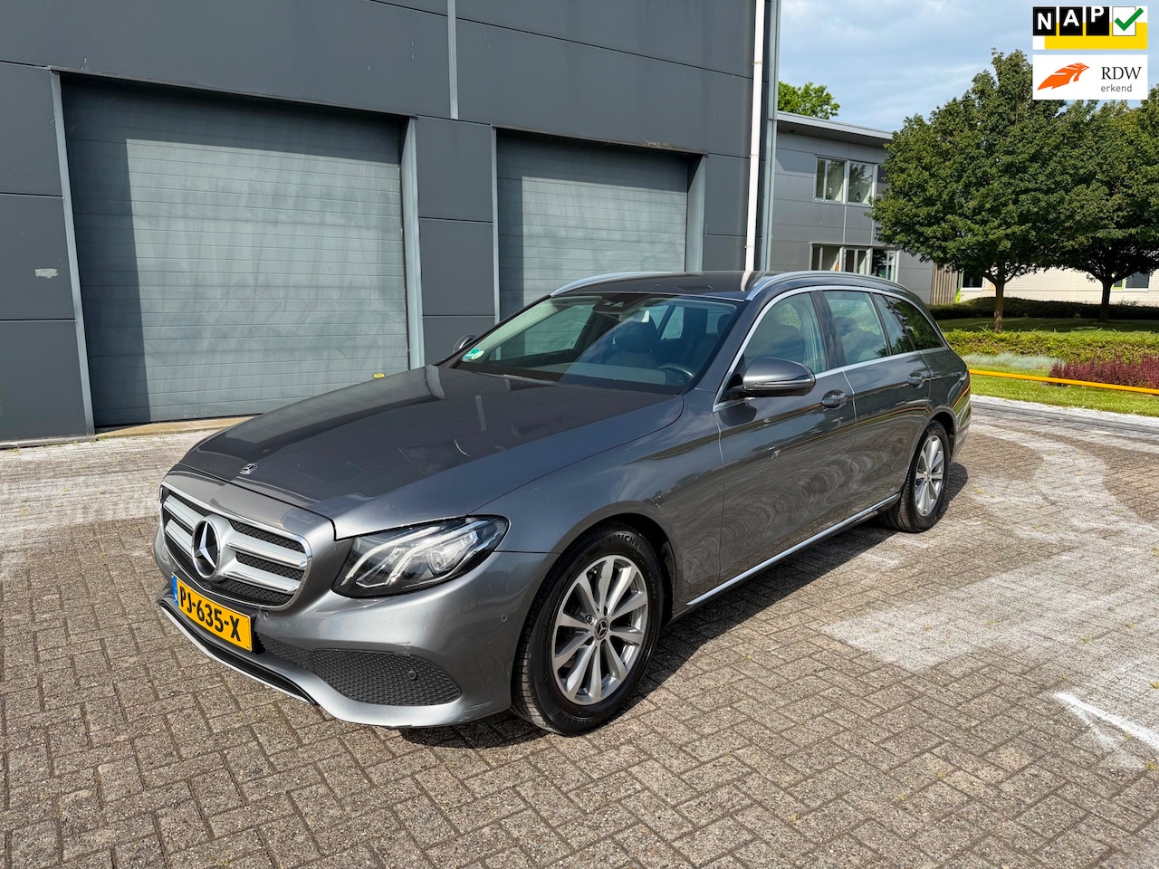 Mercedes-Benz E-klasse Estate - 220 d Business Solution 2017 volledig onderhouden Pano - AutoWereld.nl