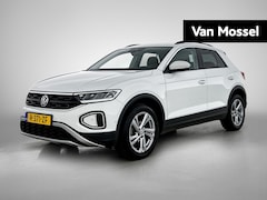 Volkswagen T-Roc - 1.5 TSI Life 75 Edition | AUTOMAAT | TREKHAAK | AUTOMAAT | CAMERA | PARKEERSENSOREN | NAVI