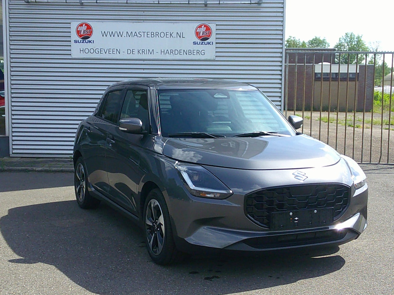 Suzuki Swift - 1.2 Style Smart Hybrid Staat in Hoogeveen - AutoWereld.nl