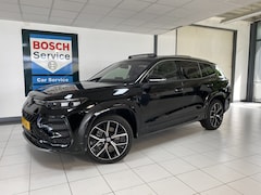 Volkswagen Tayron - 1.5 eHybrid R-Line Edition 272 PK Panoramadak / Trekhaak / Leer / matrix led / Carplay / S