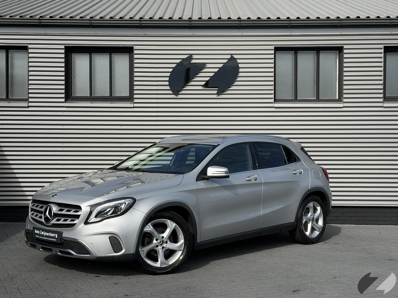 Mercedes-Benz GLA-Klasse - 180 Urban |Cruise|Camera| - AutoWereld.nl
