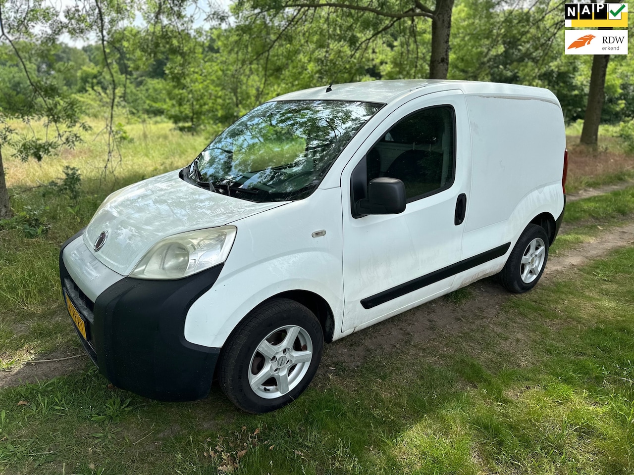 Fiat Fiorino - 1.3 MJ Basis APK 06-12-2026 Koppeling niet goed. - AutoWereld.nl