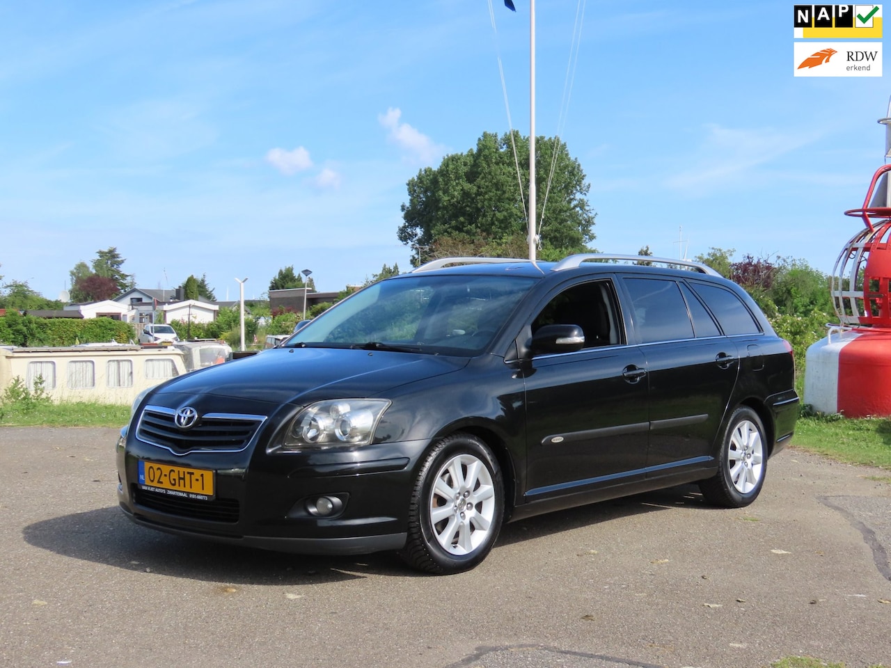 Toyota Avensis Wagon - 1.8 VVTi Luna *Zeer nette auto *Rijdt perfect ! *Trekhaak ! - AutoWereld.nl