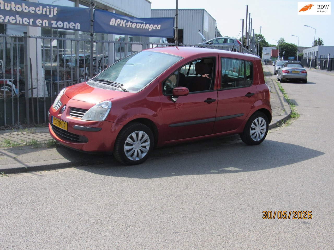 Renault Modus - 1.6-16V Air 1.6-16V Air,AUTOMAAT,airco - AutoWereld.nl