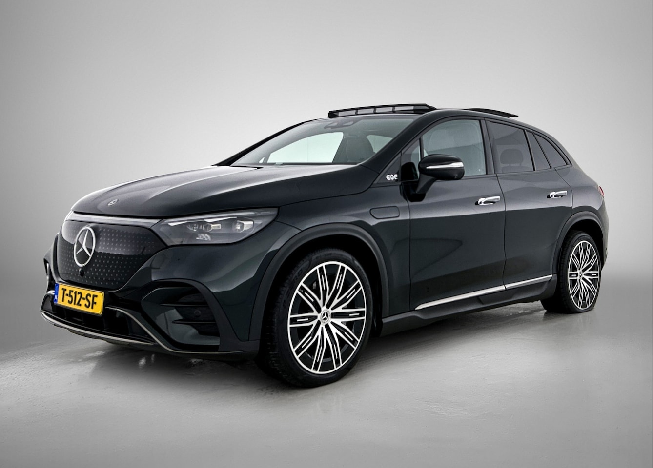 Mercedes-Benz EQE SUV - 350+ AMG Line 91 kWh dec-25 |Panormadak | 21 inch. lichtmetalen multi spaaks velgen | Elec - AutoWereld.nl
