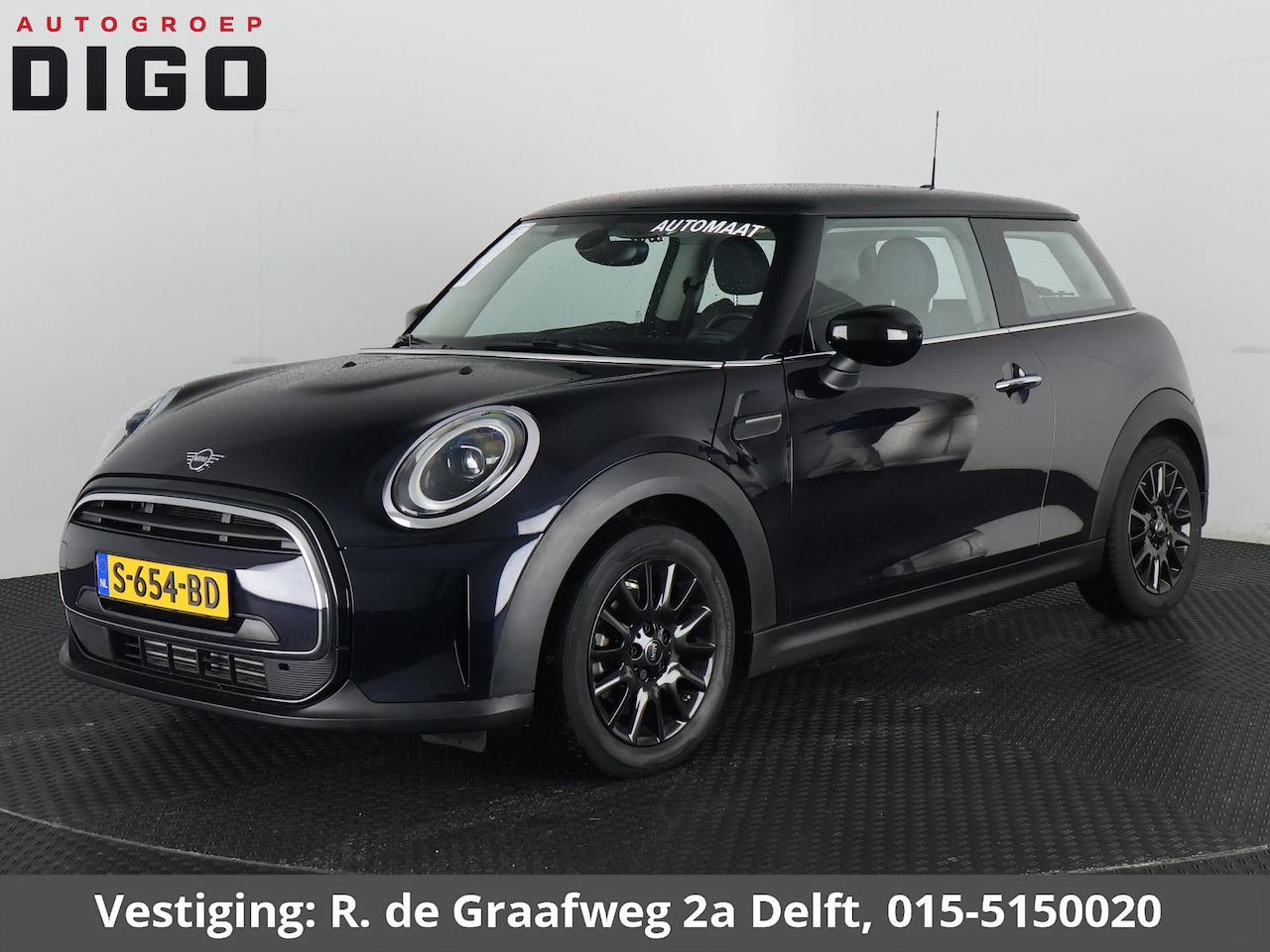 MINI 3-Deurs - 1.5 Cooper Sports Classic Automaat | Apple Carplay & AndroidAUTO | Parkeersensoren | 1e ei - AutoWereld.nl