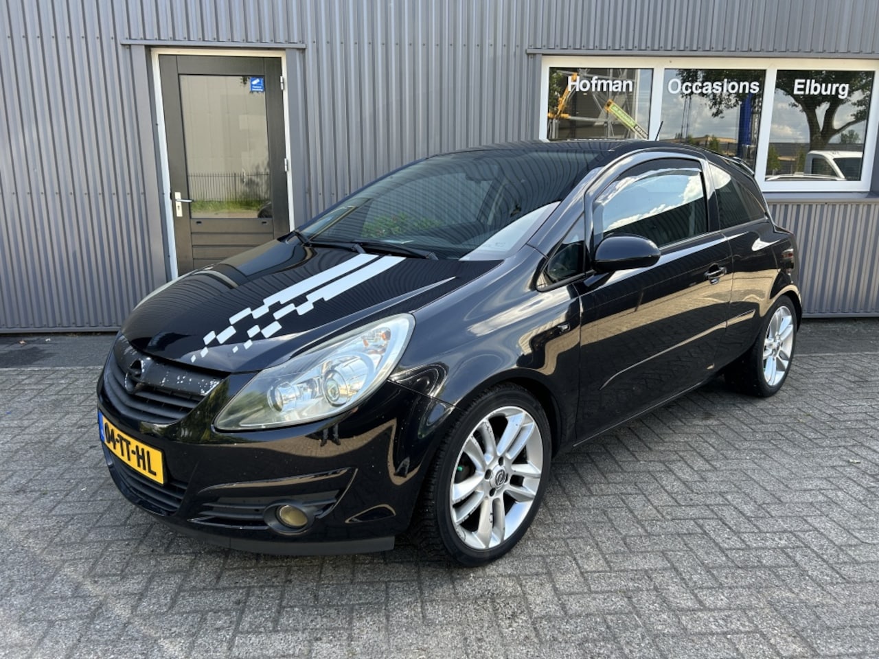 Opel Corsa - 1.4-16V Bns Sport Airco APK! - AutoWereld.nl