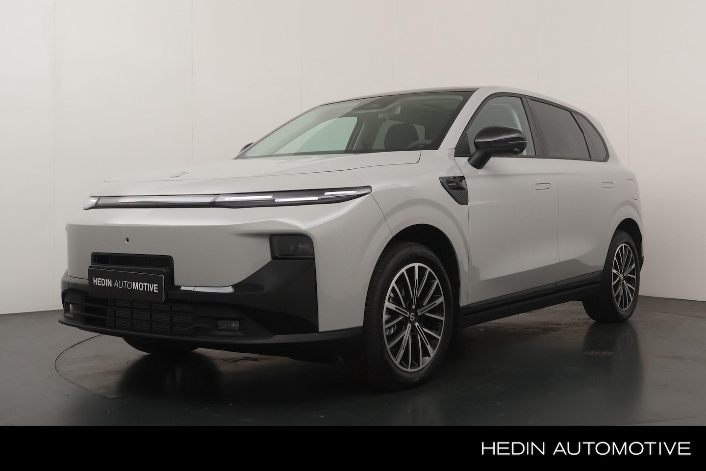 Leapmotor B10 - Design Hybrid EV 18.8 kWh Actieradius WLTP 900km | Full Map Navigatie | Panoramadak | Elek - AutoWereld.nl