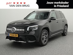 Mercedes-Benz GLB - 180 136 PK Business Solution AMG Line | LED | Panoramadak | Afneembare Trekhaak | Navigati