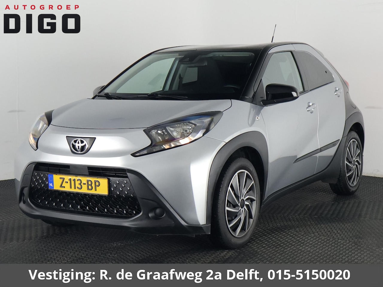 Toyota Aygo X - 1.0 VVT-i MT Play Bi-Tone | Apple Carplay & AndroidAUTO | Camera | Privacy Glass | - AutoWereld.nl