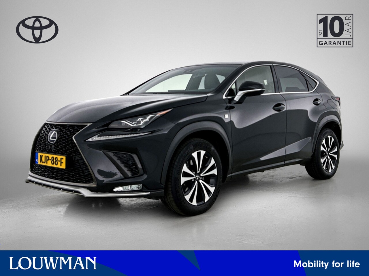 Lexus NX - 300h AWD F-Sport Line | Glazen Panoramadak | Navigatie | - AutoWereld.nl