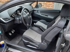 Peugeot 207 CC - 1.6 VTi